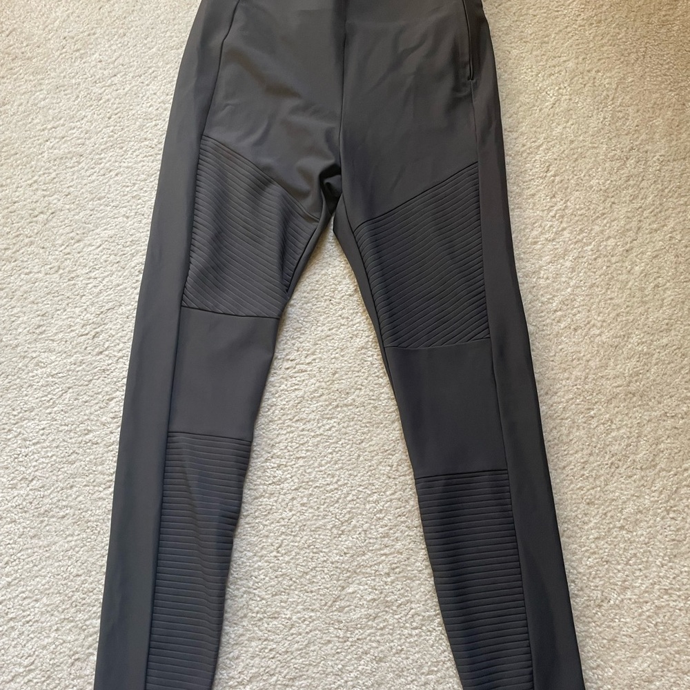 💥Athleta Charcoal Active Leggings - Picture 2 of 7